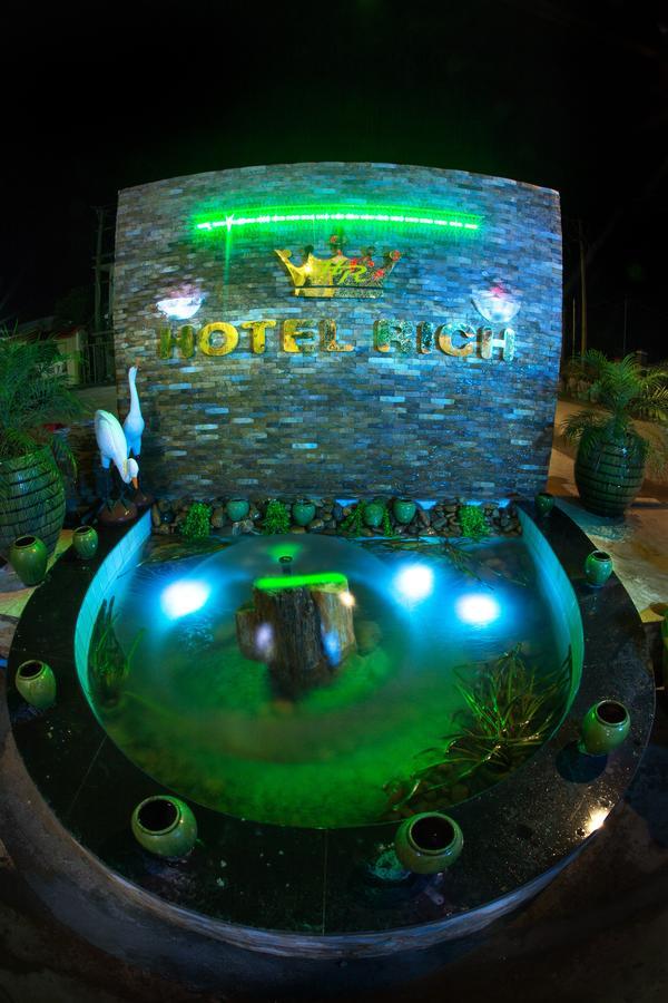 Hotel Rich Pyin Oo Lwin Kültér fotó